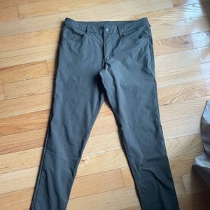 Lululemon ABC pants - 32 waist skinny